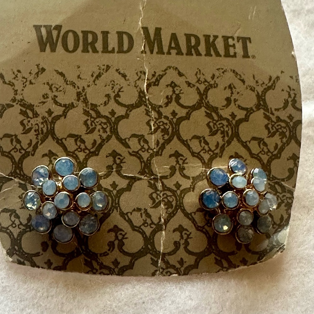 Blue Stud Earrings - Picture 2 of 5